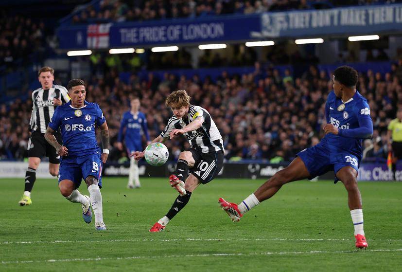 时隔13年蓝桥再度沦陷！戈登一剑封喉，切尔西0-1纽卡双线溃败